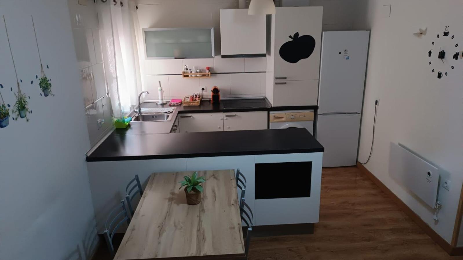 Apartamento Parque Sur De Hellín Eksteriør bilde